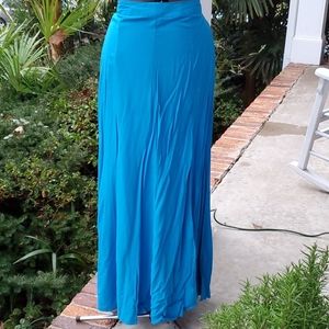 NWOT Apt 9 Long Flowy Skirt